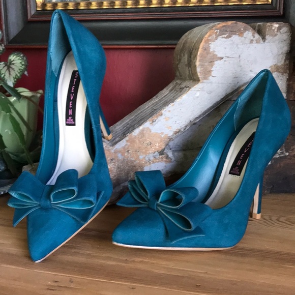 Steven By Steve Madden Shoes - NIB STEVEN by Steve Madden Bow Heels